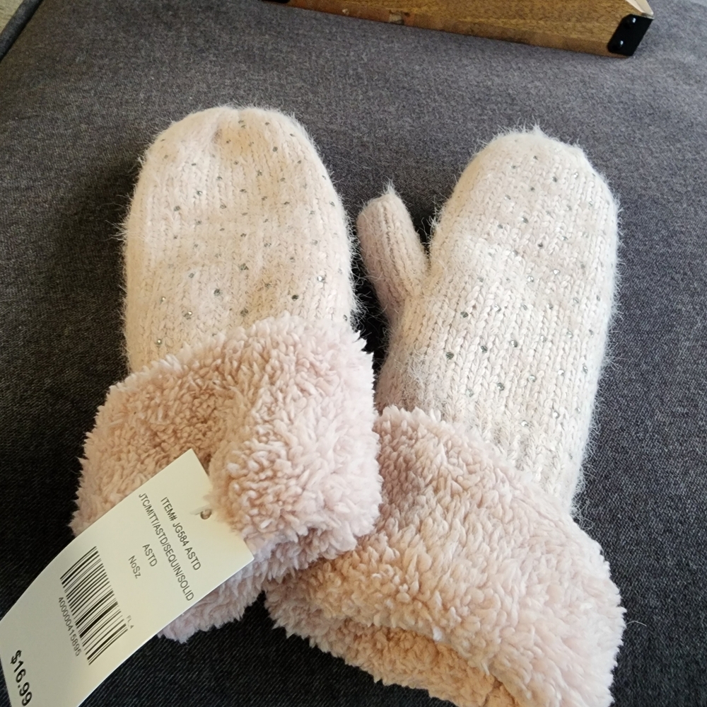 mittens